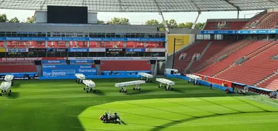 Bayer 04 Leverkusen sign German teen Kennet Eichhorn