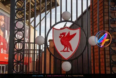 Salah ends £400k Liverpool deal early as Slot exits