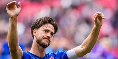 Ricky van Wolfswinkel Retires After Emotional Farewell at PSV