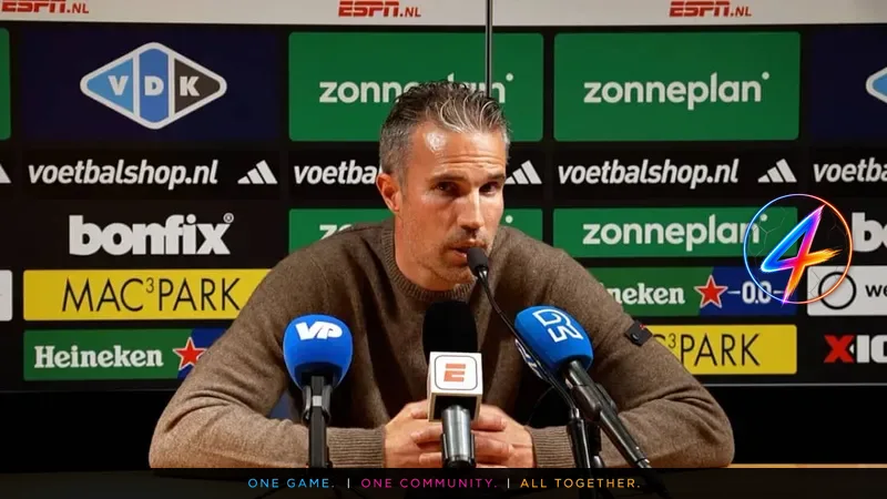 Robin van Persie Says He Cannot Give Players Clear Next-Season Outlook