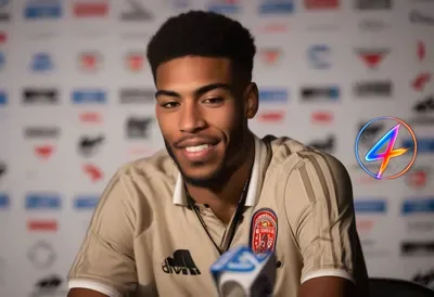 Leeds' €30 million bid thrusts Parma’s Mandela Keita into focus