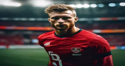 Ross Stewart recalled as Scotland select striker for World Cup