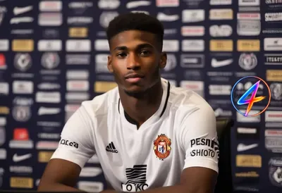 Gossip Saints spark £9m chase as Southampton outbid Wolves