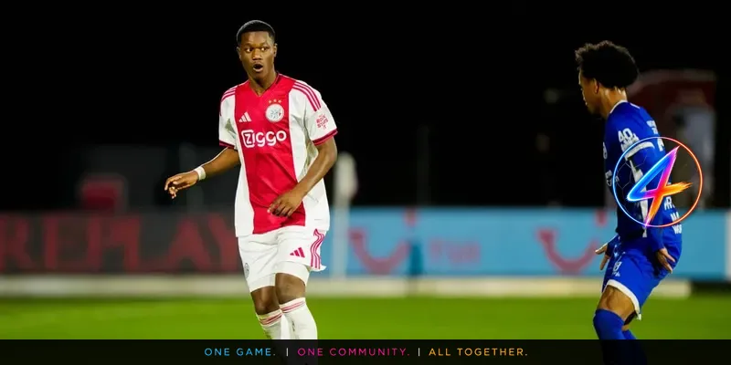 Ajax signs Kennynho Kasanwirjo to 2029 contract
