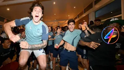 Arsenal Celebrate Premier League Title at Emirates