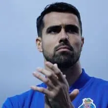Diogo Costa Named Goalkeeper in 2025/26 Primeira Liga Best XI