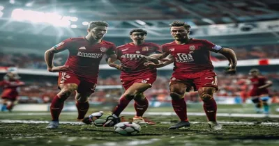 Benfica and Como enter race for Rennes' Esteban Lepaul