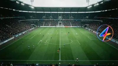 Newcastle and Liverpool stage tribute with flowers at St James' Park