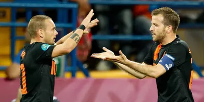Sneijder and Van der Vaart Praise Dutch Team's New Mentality