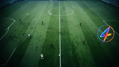 Skydiver’s near‑miss adds drama to Go Ahead Eagles’ season opener