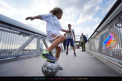 RSC Anderlecht bindt toekomstmuur Silas Adado tot 2029